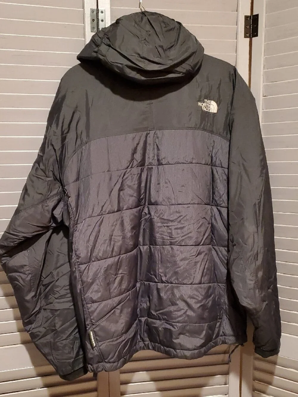 The North Face Men’s Black Summit Series Hooded Jacket Size L